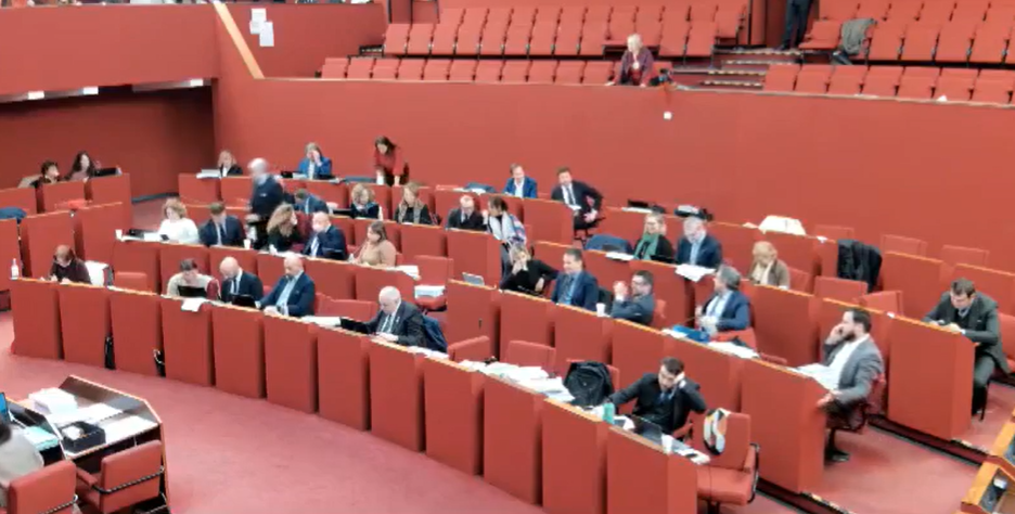 Genova, a Tursi discussione sul bilancio: votato l'aumento dell'Irpef, retromarcia sull'Imu