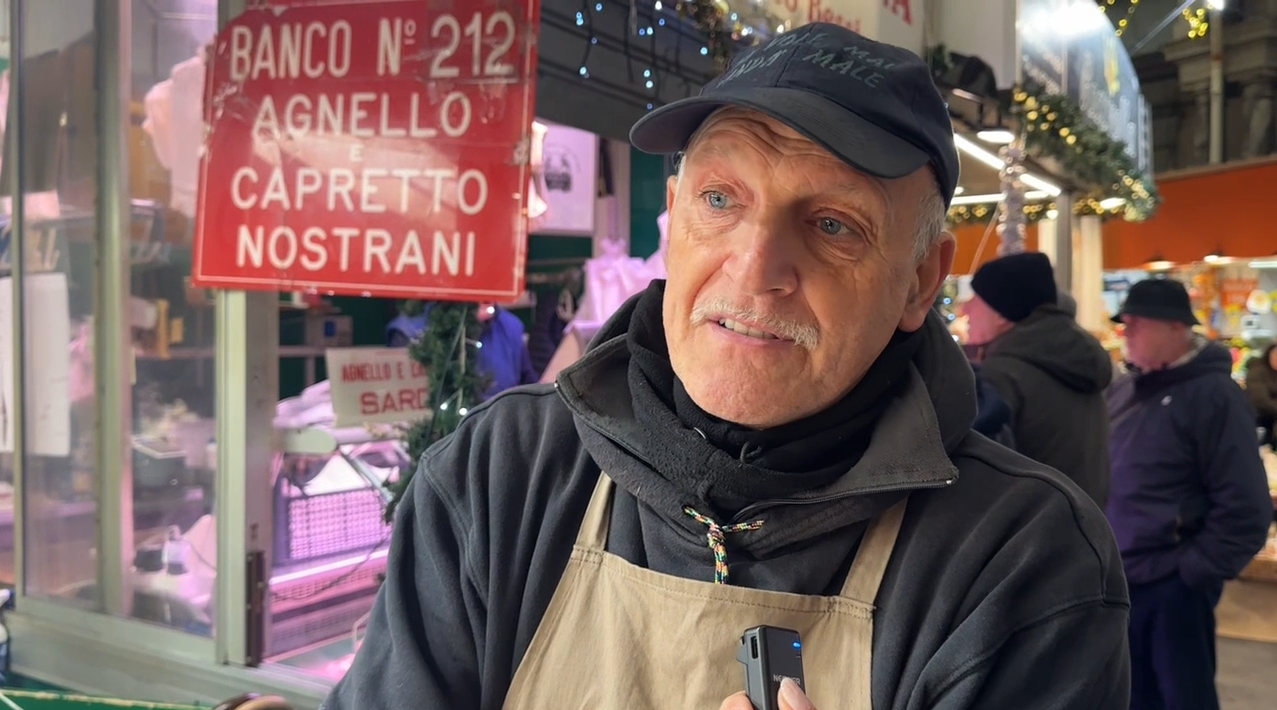 Natale 2025, aumentano i prezzi ma il commercio non si ferma