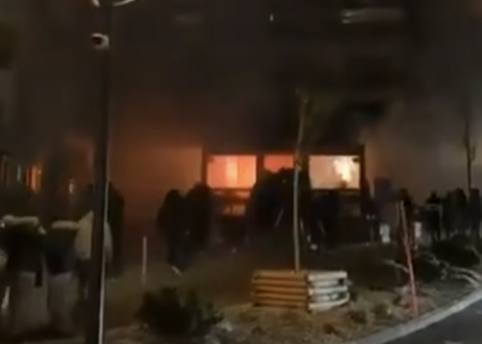 Tra i sopravvissuti alla strage di Crans Montana un giovane genovese di soli 16 anni