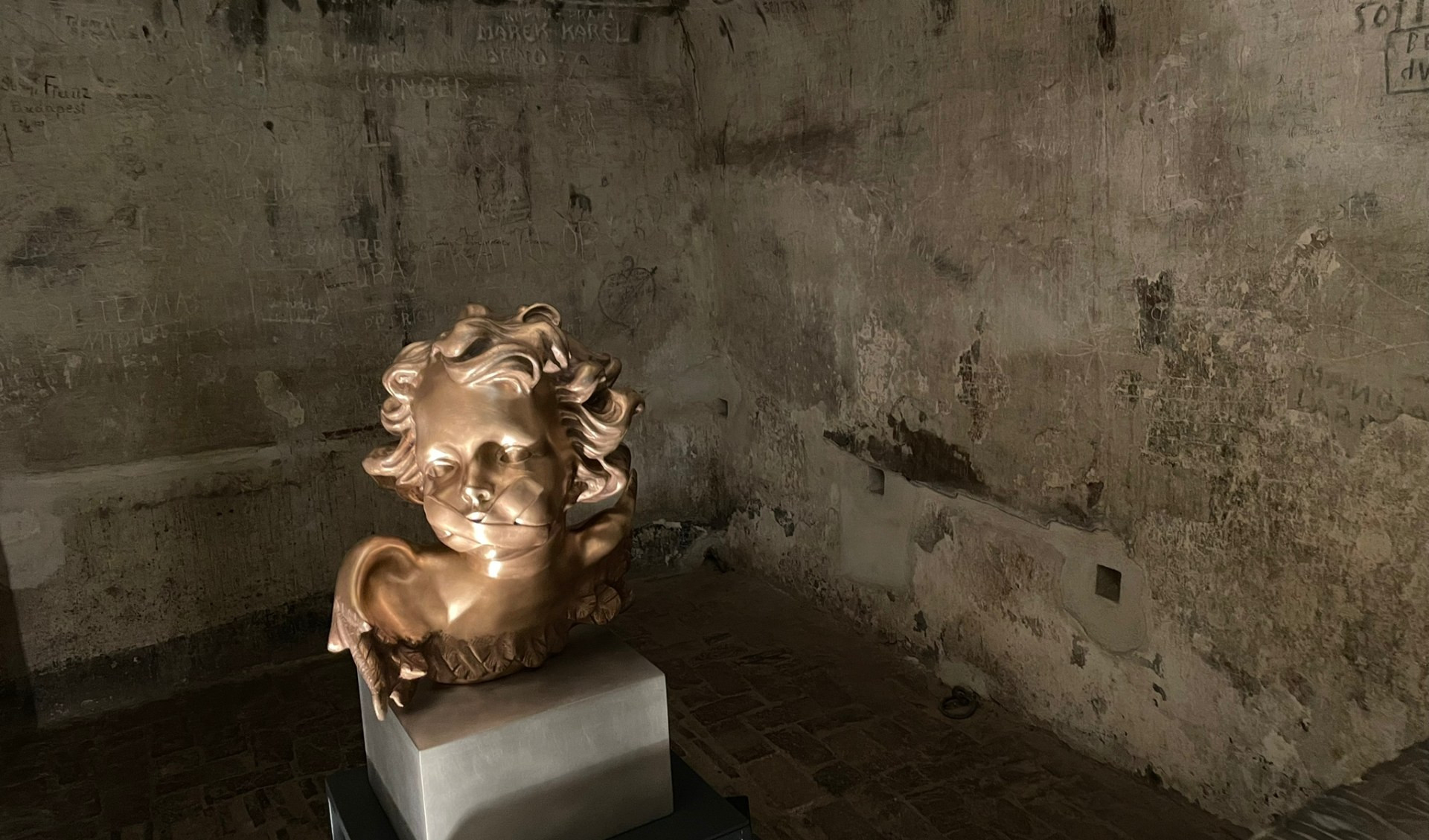 Al via Segrete, l'arte contemporanea ricorda la Shoah nelle celle di Torre Grimaldina