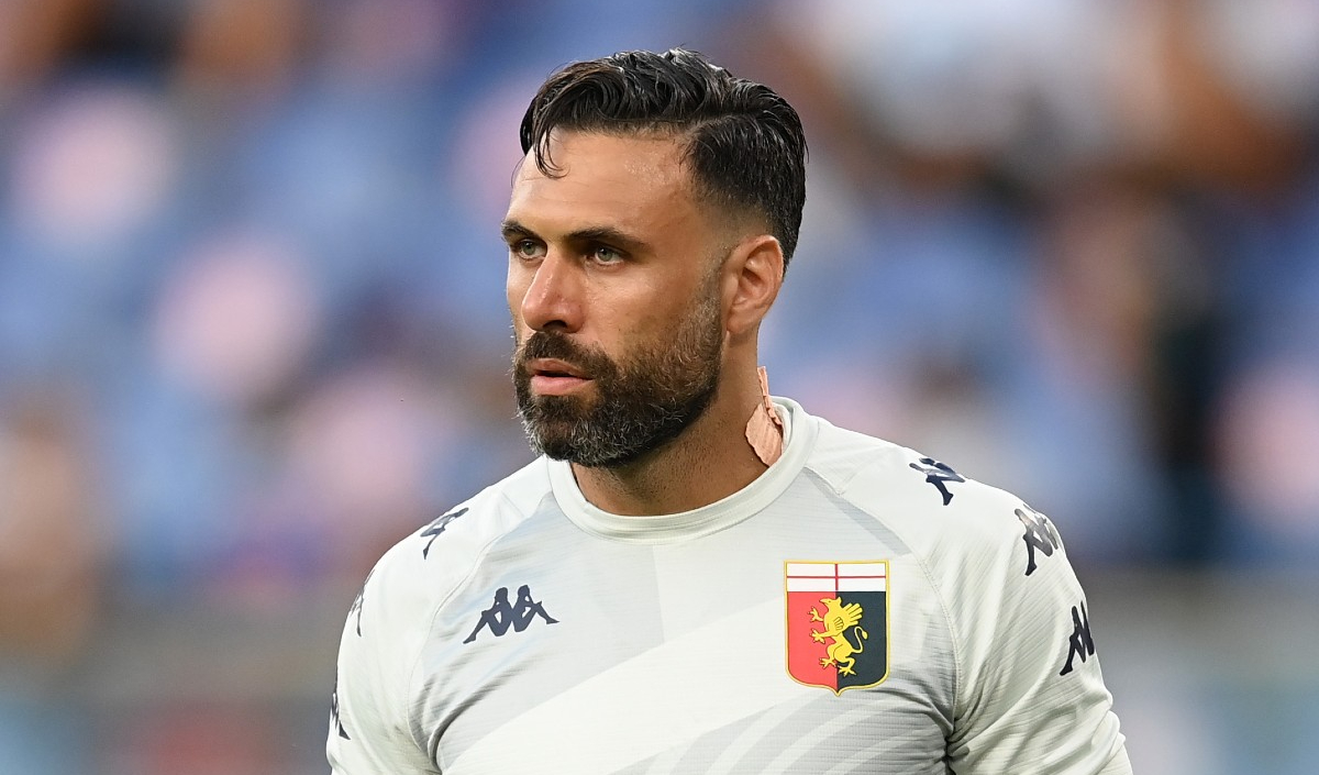 Genova, ladri a casa del portiere del Genoa Sirigu