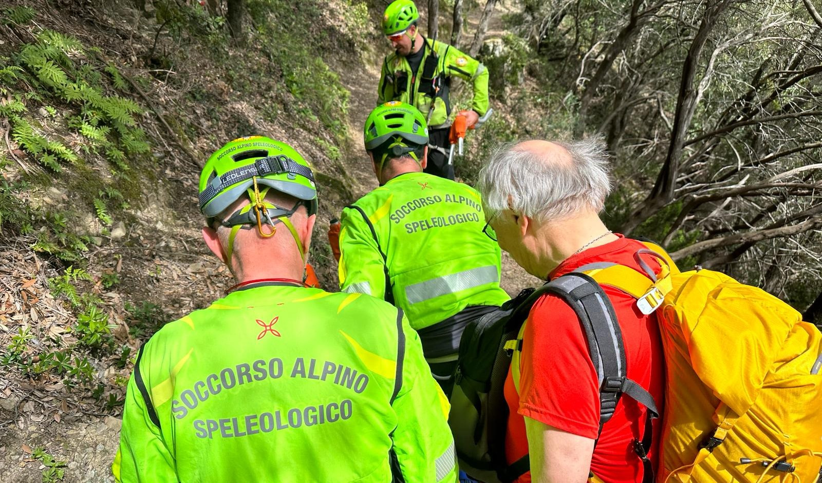 Simulazione di un salvataggio col Soccorso Alpino in 