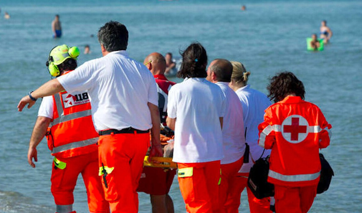 Sestri Levante, malore in mare: muore novantenne