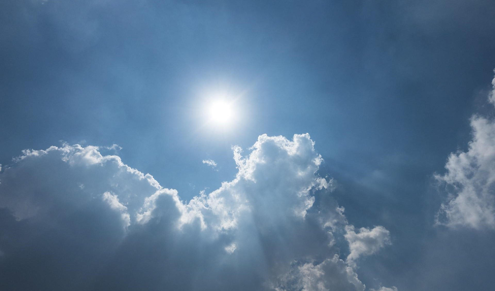 Meteo, settimana di cielo sereno alternato a possibili piogge