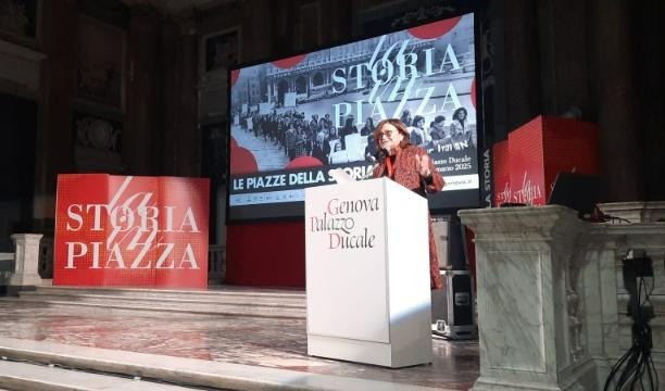 Inaugurata 'La Storia in piazza', oggi via al programma tra regimi, social e Beatles