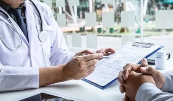 Studi medici e ambulatori straordinari, ecco le aperture per Capodanno, weekend e Befana