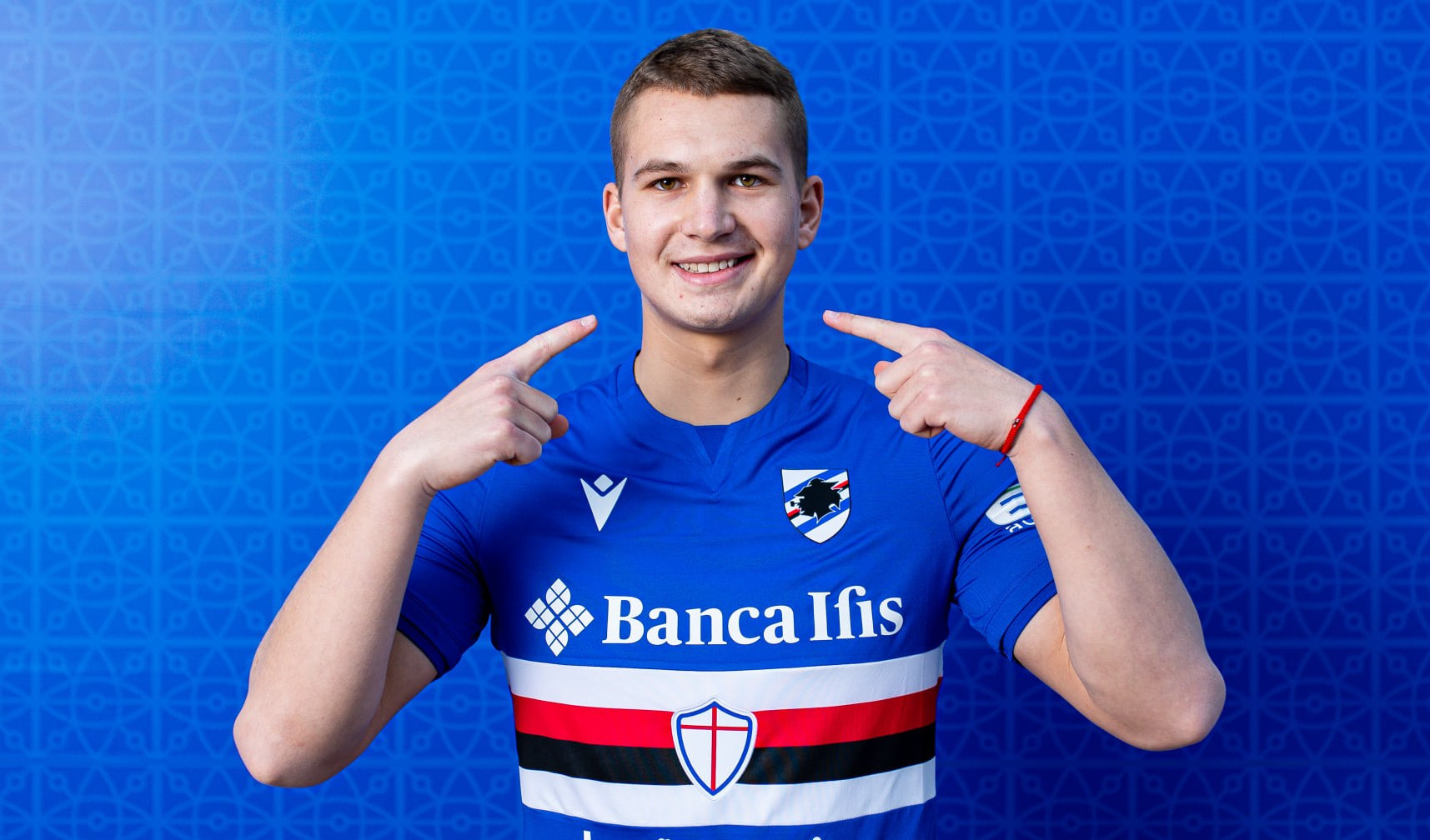 Samp, Supryaga si presenta: 