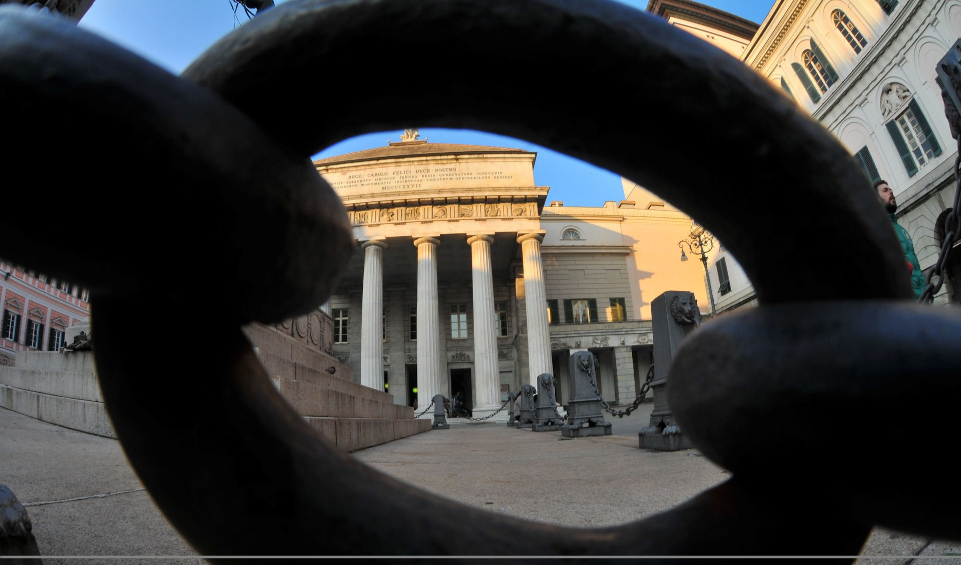 Il Teatro Carlo Felice sarà monumento nazionale. E continuano i concerti diffusi