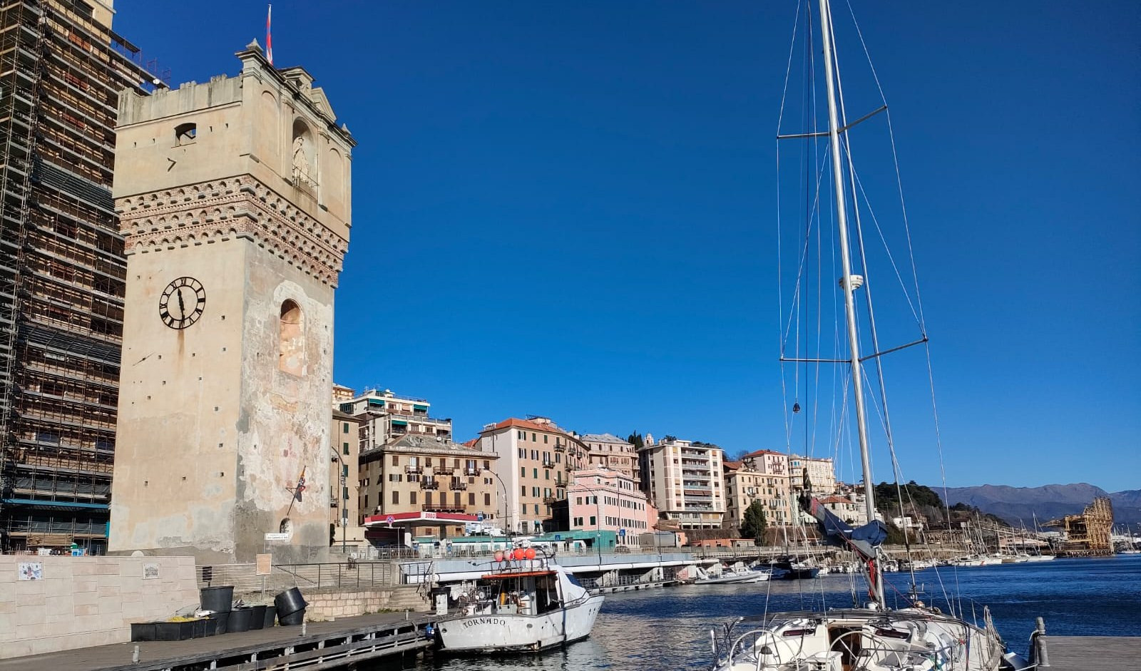 Inchiesta: Savona, il turismo risorsa per i giovani ma troppi vanno via