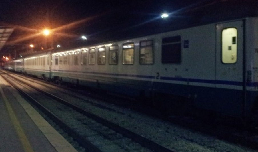 Bogliasco, uomo muore sotto il treno al passaggio a livello di Pontetto