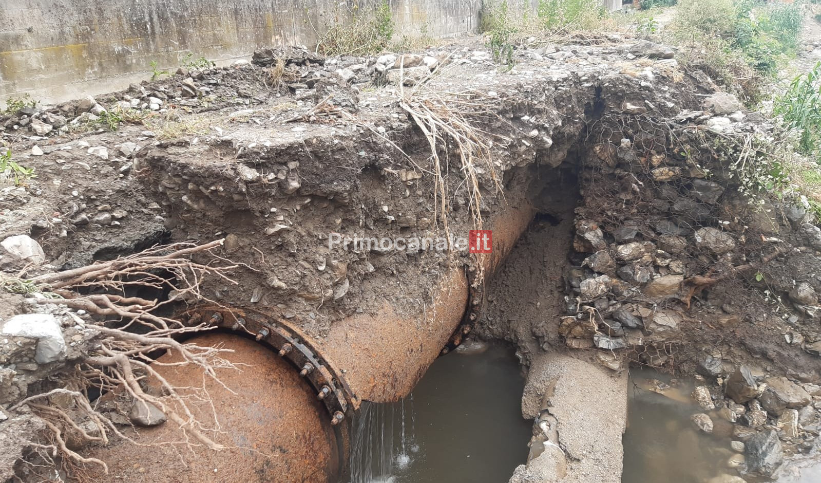 Genova, si rompe tubatura: levante cittadino senz'acqua