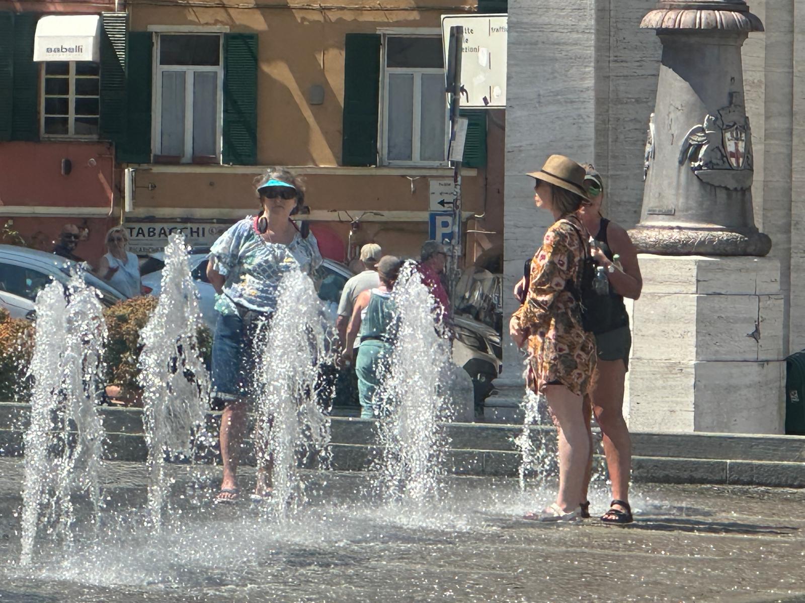 Caldo, a Genova è bollino rosso fino a giovedì. Nello spezzino raggiunti i 39,7 gradi: è record