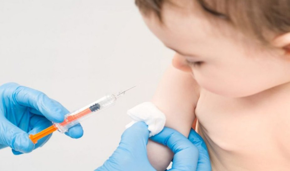 Vaccini, le modalità di prenotazione per i bambini allergici