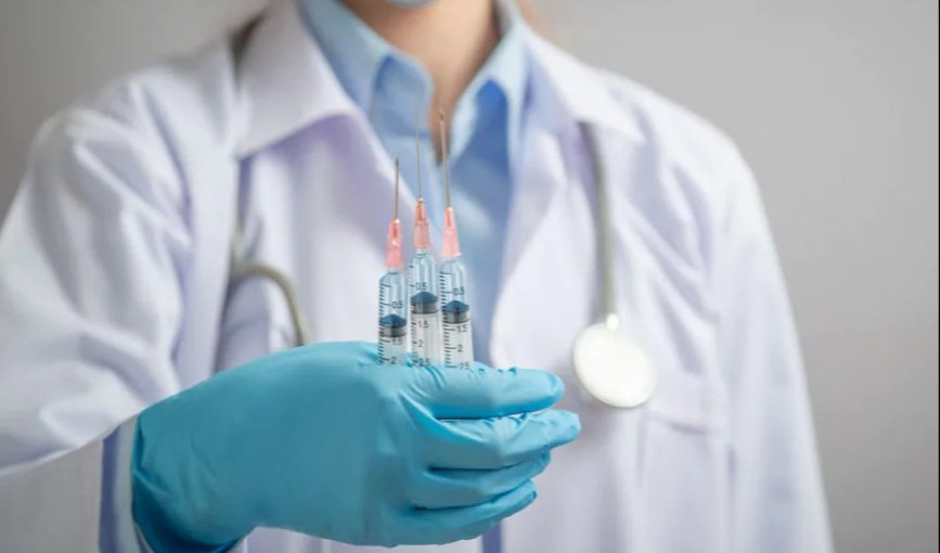 Covid, 490 nuovi positivi: 24 sulle 25 persone in terapia intensiva non sono vaccinate