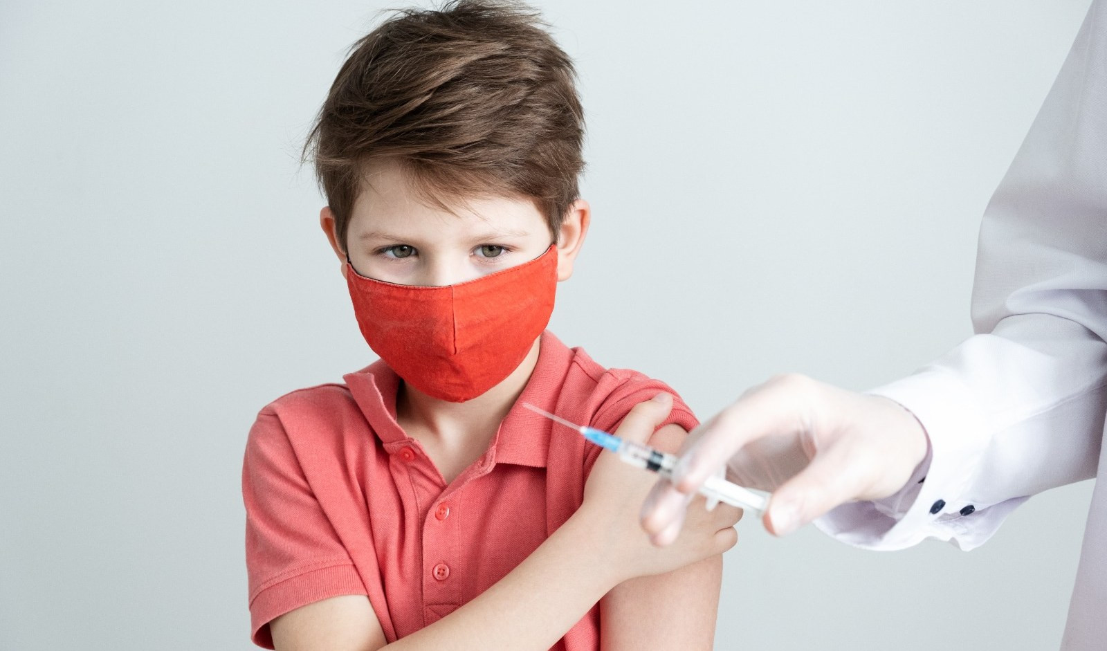 Covid, autorizzato richiamo vaccino anche per bambini tra 5 e 11 anni
