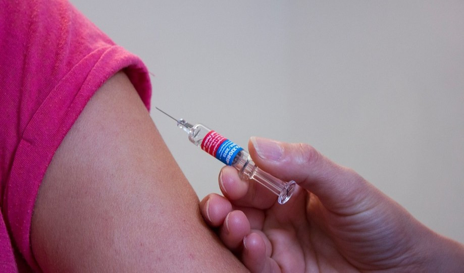 Vaccino, al via al Gaslini per fascia 5-11