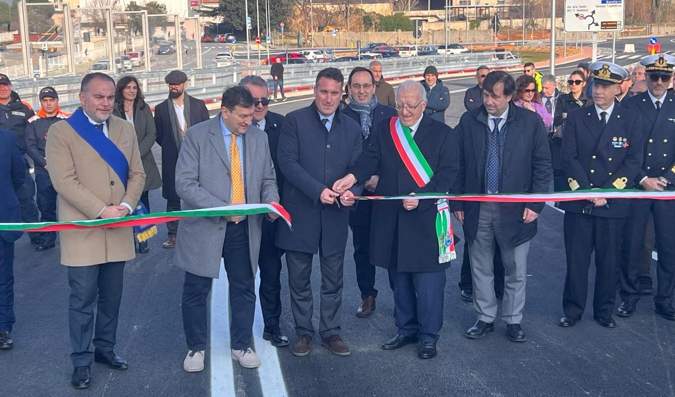 Vado, inaugurata la nuova viabilità retroportuale