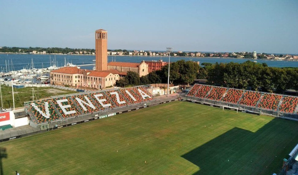 Genoa, ora o mai più a Venezia: le formazioni ufficiali