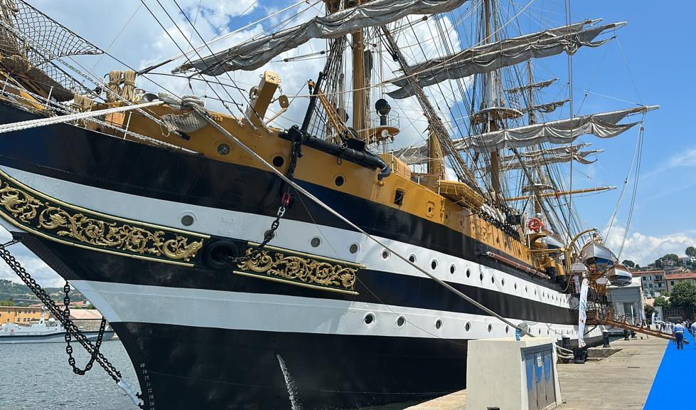 Seafuture: la star è la Vespucci, in partenza per il giro del mondo