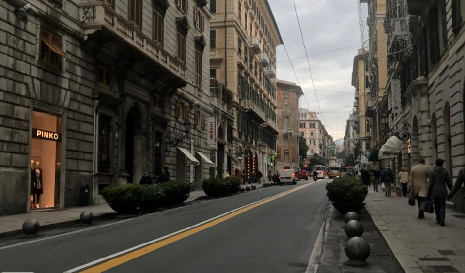Genova, slitta l'estensione della Ztl in via Roma: annullata la protesta