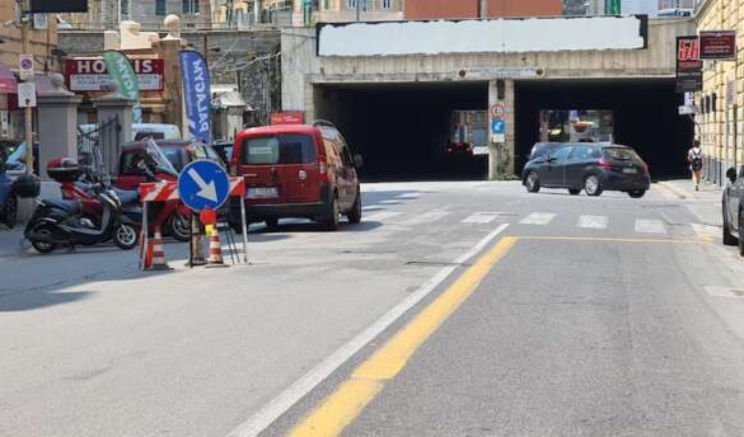 Lavori metro a Genova, via Archimede chiusa al traffico per tutto il weekend