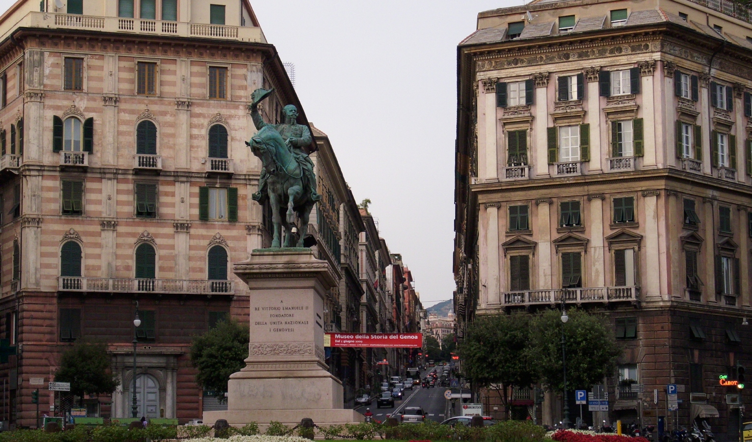 Genova, ladri acrobati rubano collezione di borse griffate per 500 mila euro