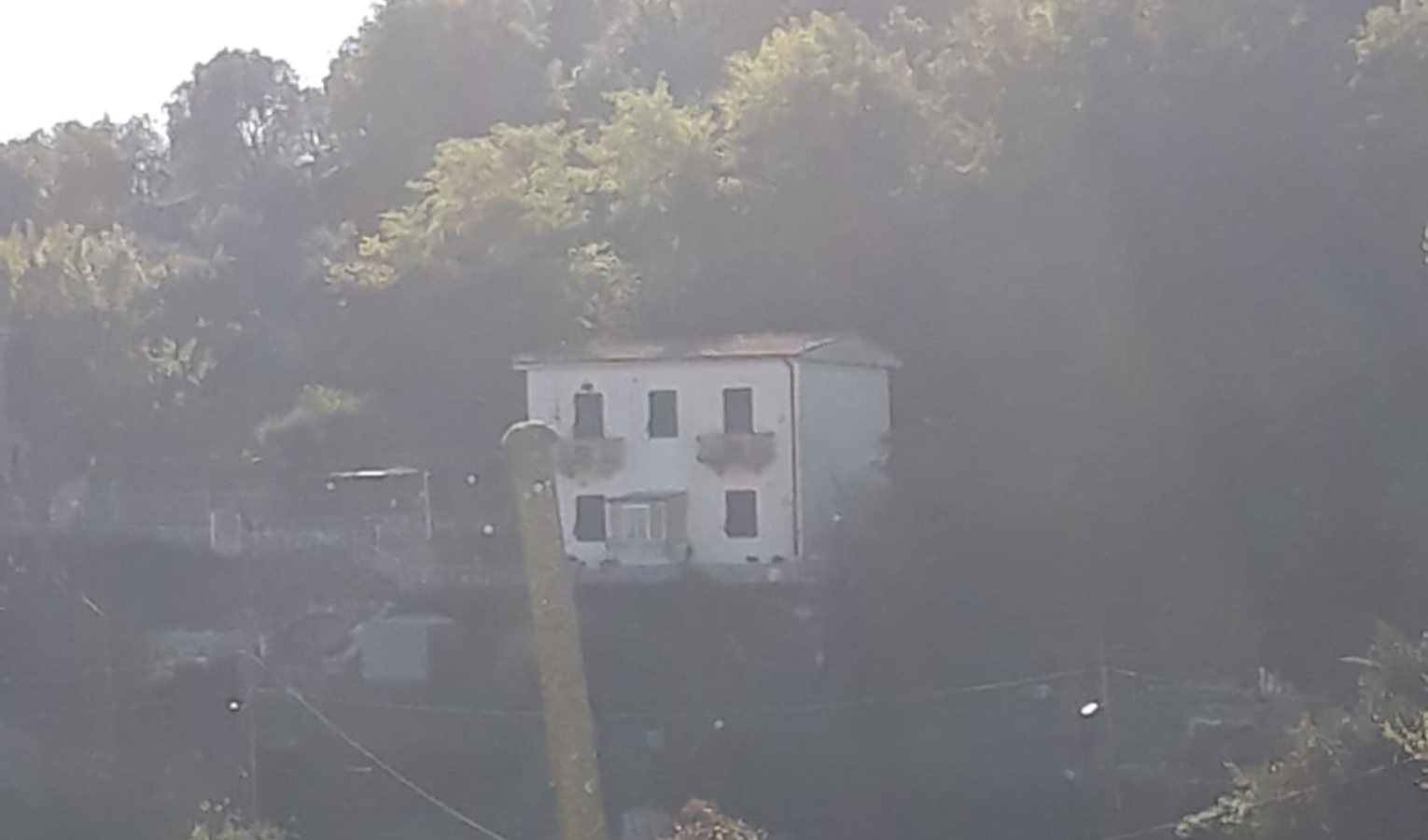 Genova, muore operaio colpito da infarto su un tetto