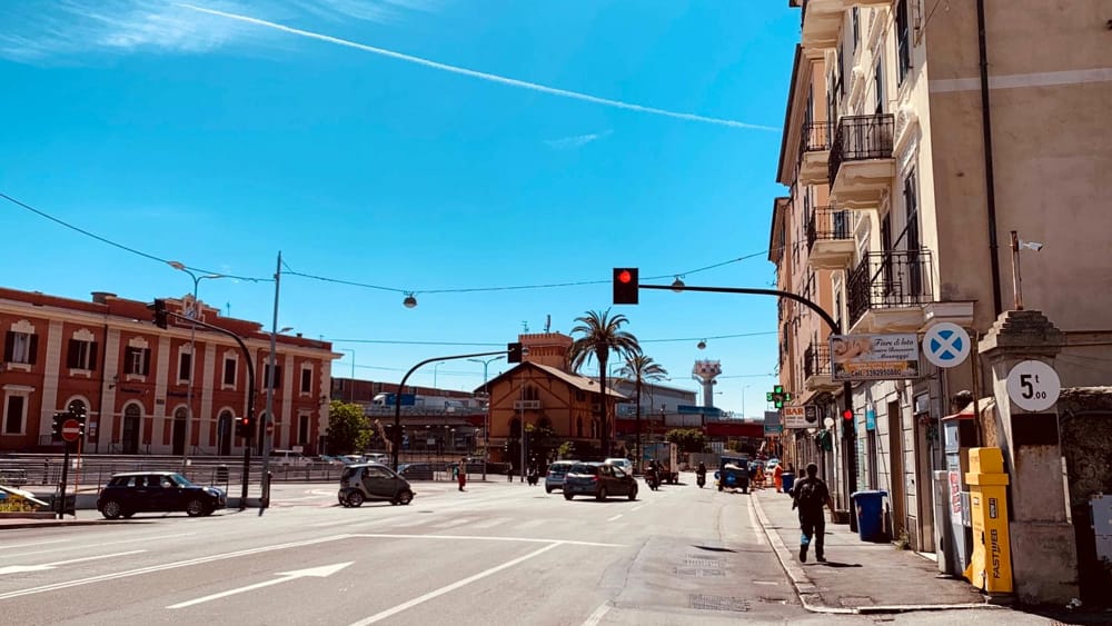 Guasto nella notte, via Siffredi senz'acqua. Rubinetti a secco in case e uffici 