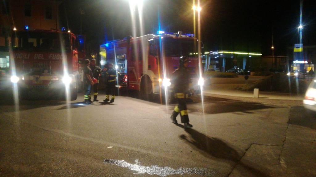 Ventimiglia, incendio in una cantina usata da clochard: 15 intossicati