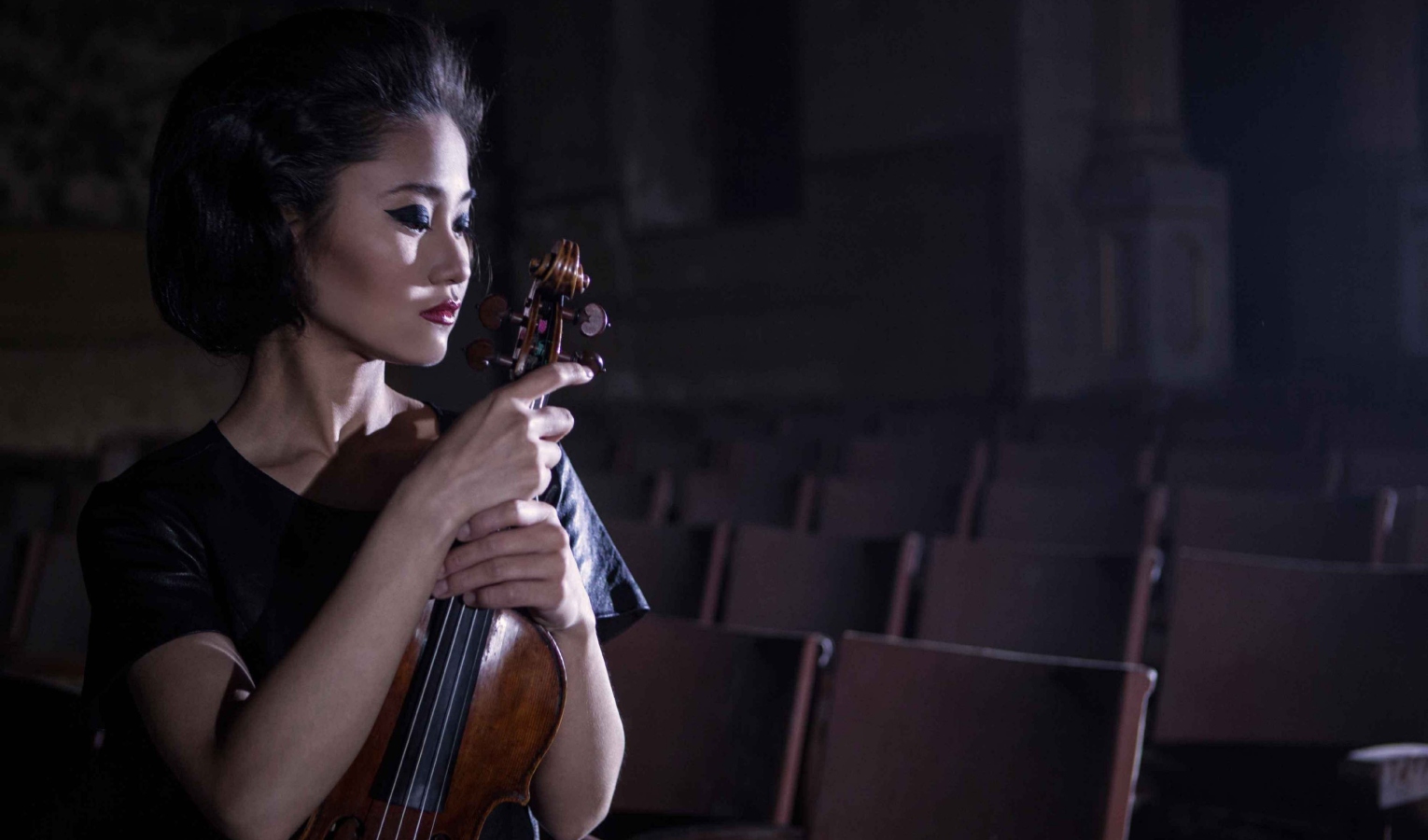 Gog al teatro Carlo Felice, inaugurazione per la violinista Shoji  