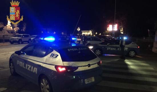 Genova, maxi furto di argenteria in casa a Carignano