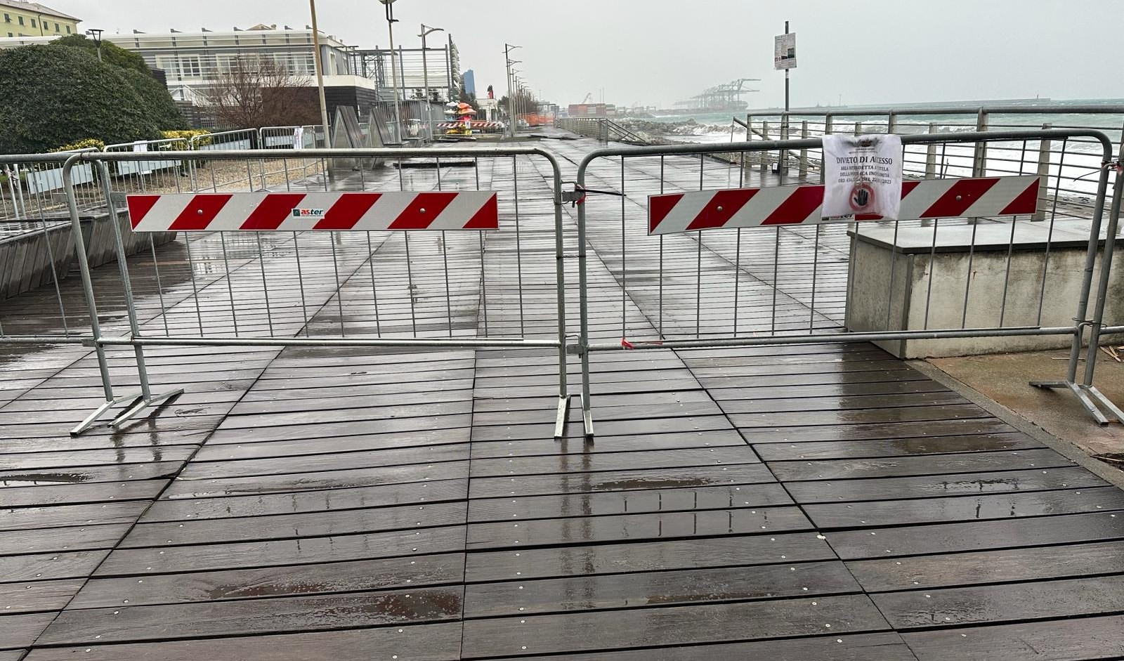 Voltri, via ai lavori nella passeggiata: sarà fruibile entro l'estate