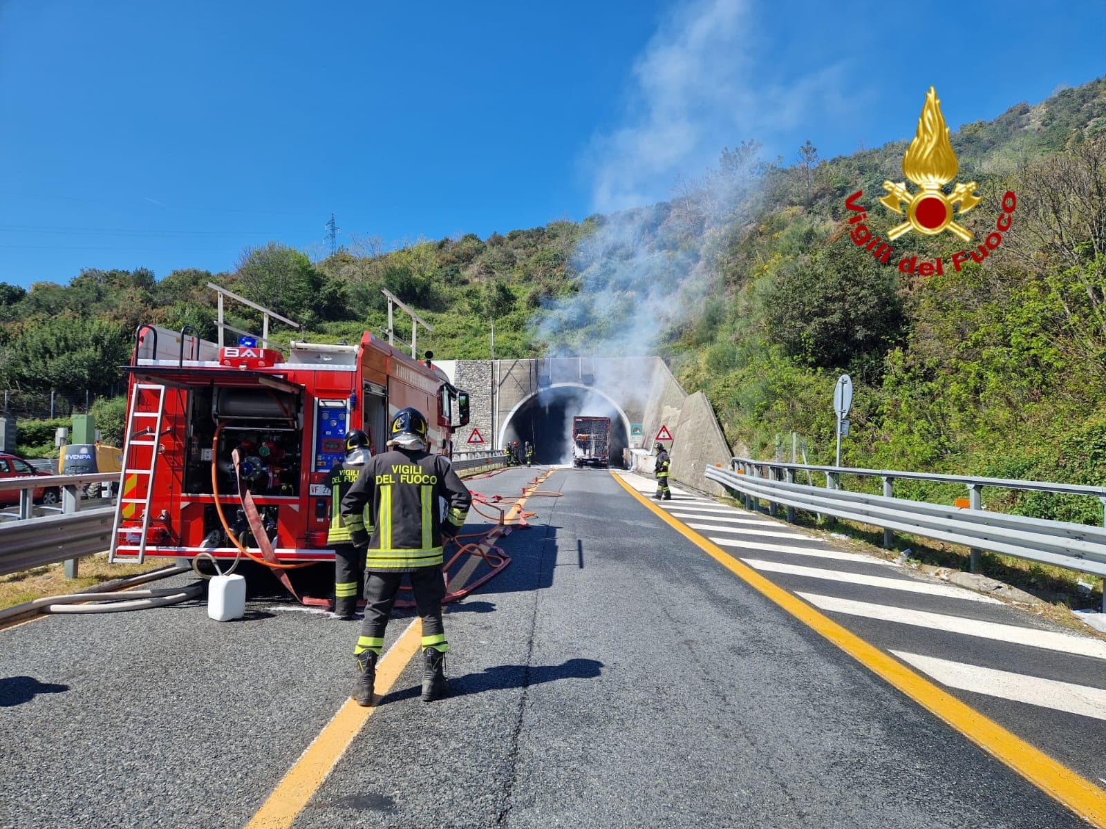 Caos in A12, la polizia stradale: 