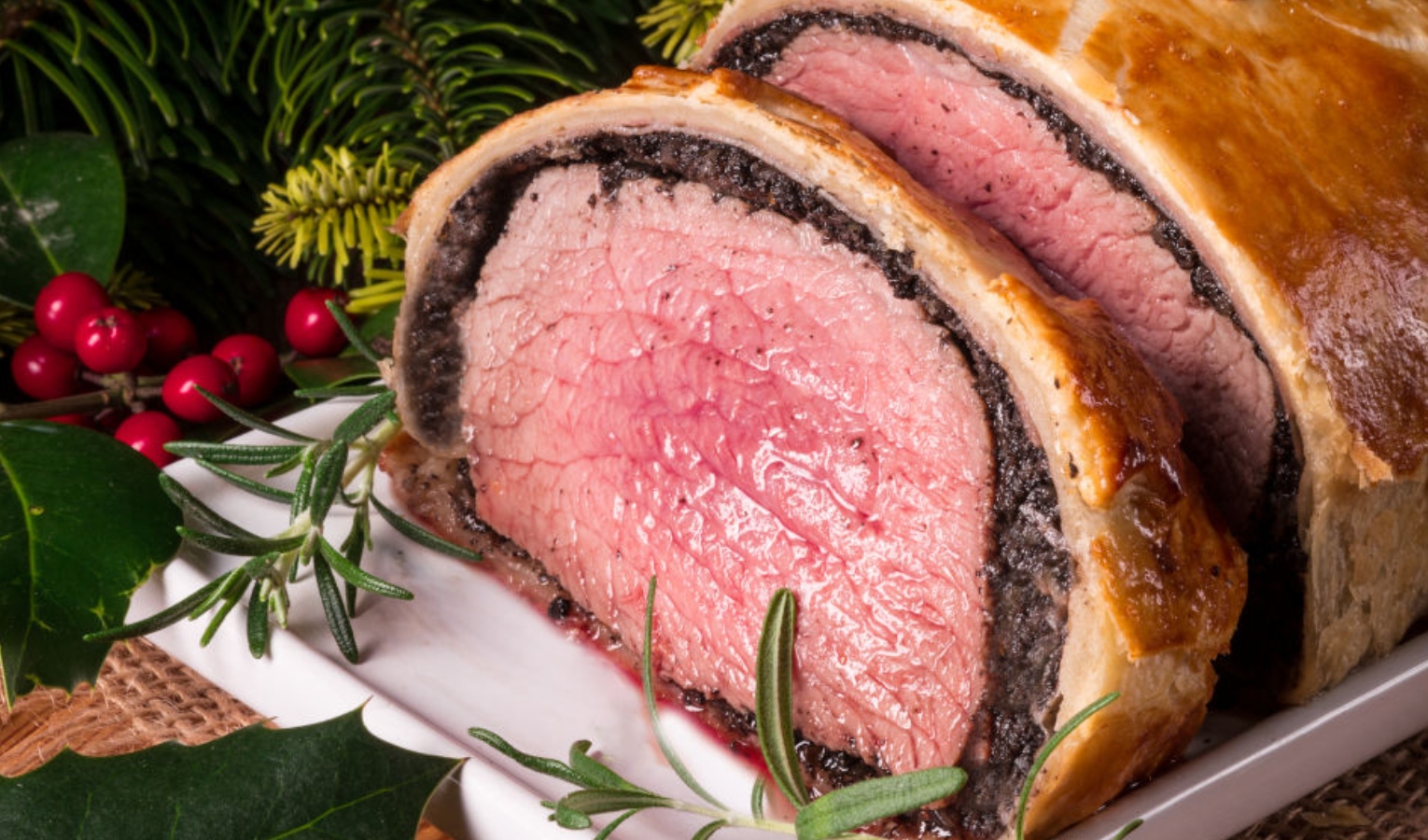 Natale, vi svelo due menù tra filetto alla Wellington e Cappon Magro