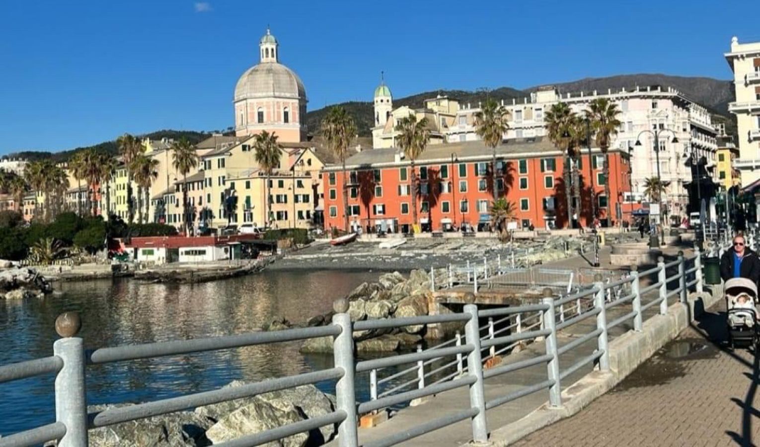Molo Archetti a Genova, Tursi: 