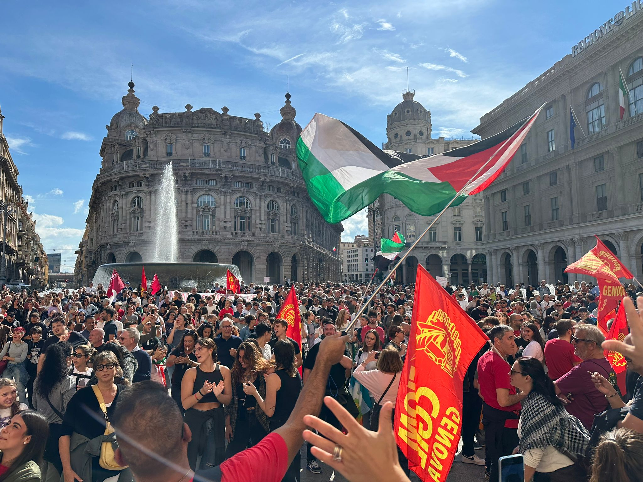 Flotilla, piazze, interessi nascosti, contraddizioni: il flop della politica