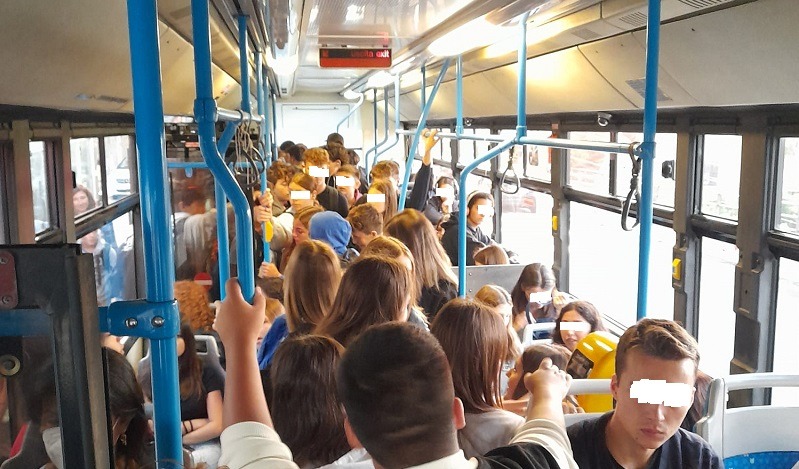 Studenti sui bus
