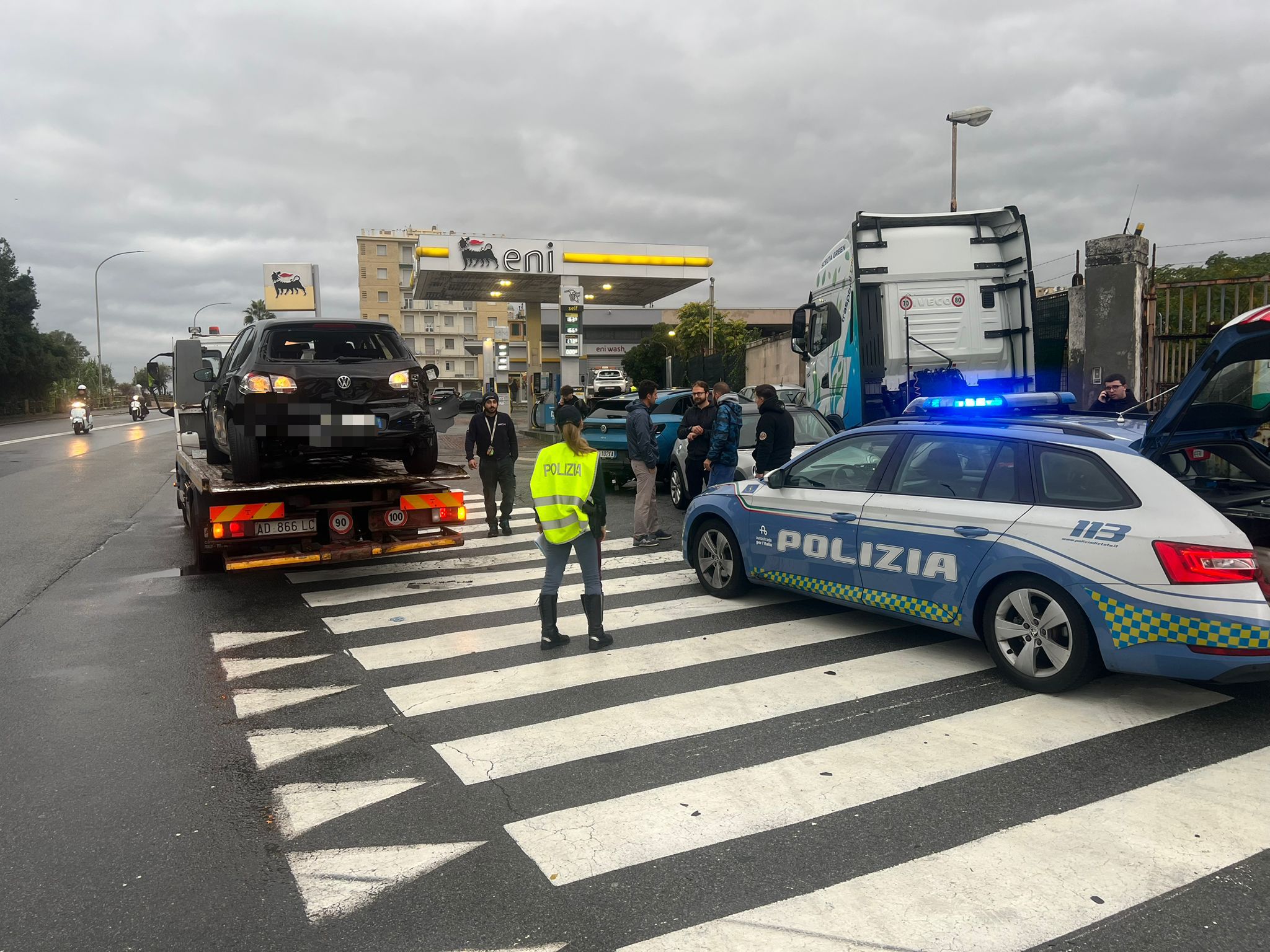 Pioggia, cantieri e incidenti. Coda in autostrada, a Genova traffico in Sopraelevata