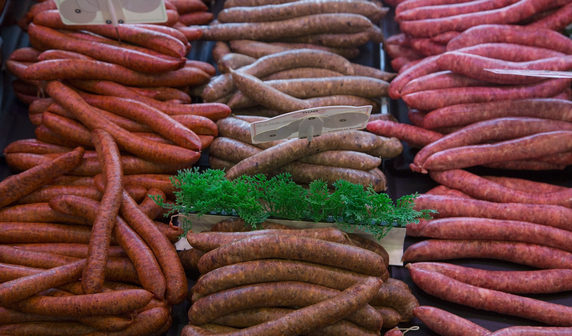 Listeria, controlli in tutta Italia: in Liguria chiuso laboratorio di gastronomia