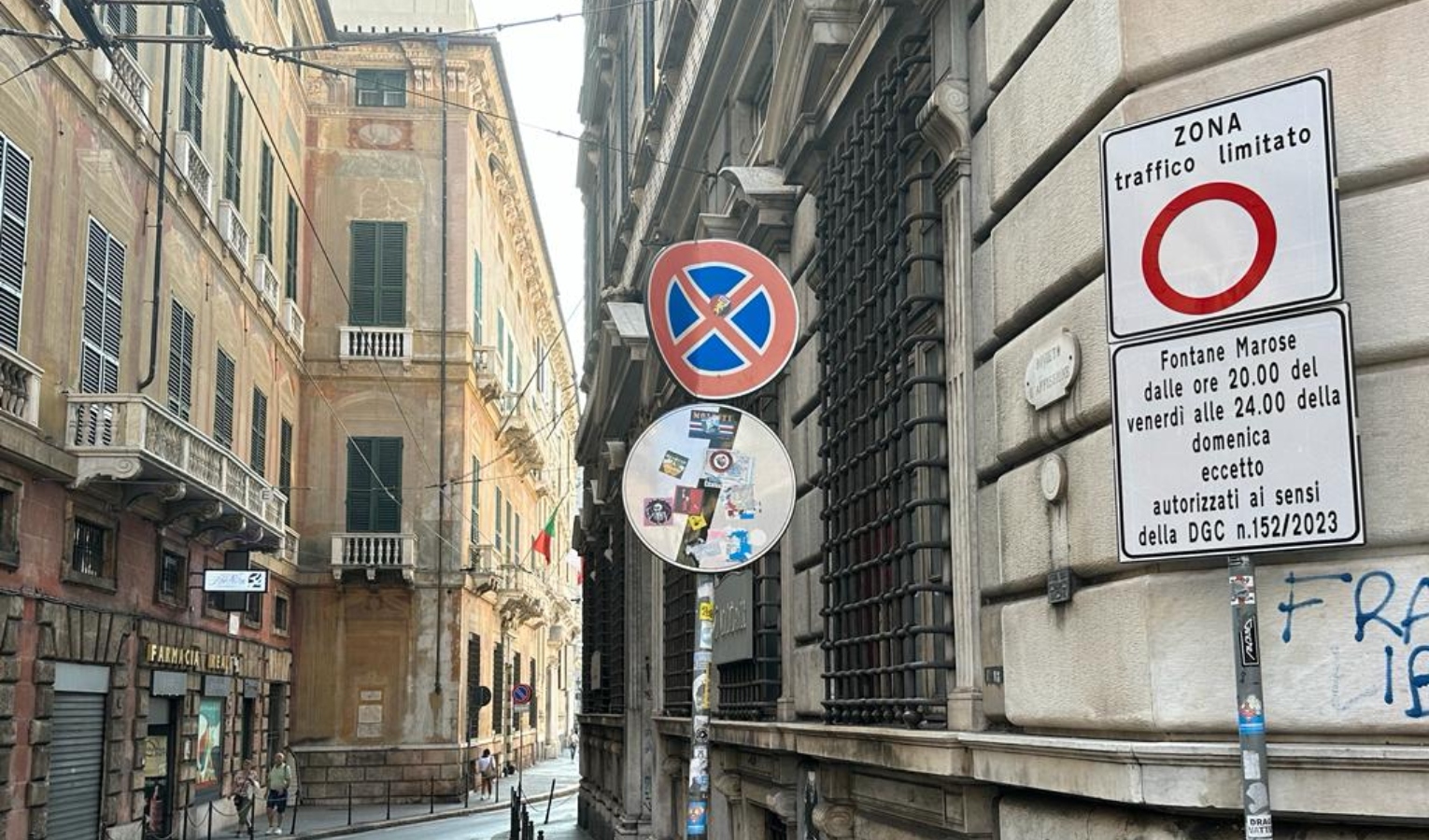 I semafori dell'esperimento Ztl di Fontane Marose andranno a sostituire quelli rotti in città