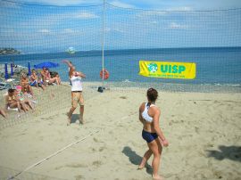 Uisp, il beach volley a Voltri