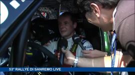 Sanremo, ancora testa a testa Loix-Mikkelsen