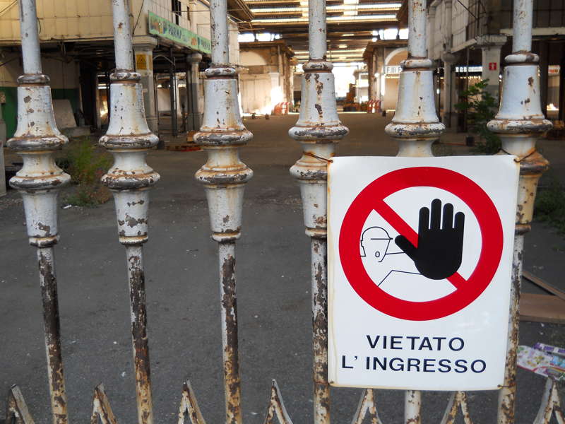 Ex mercato C.so Sardegna, Ferrante: 
