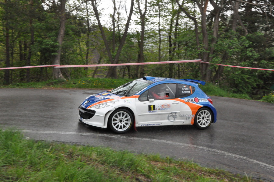Rally Sanremo Leggenda, in testa Alessandro Gino