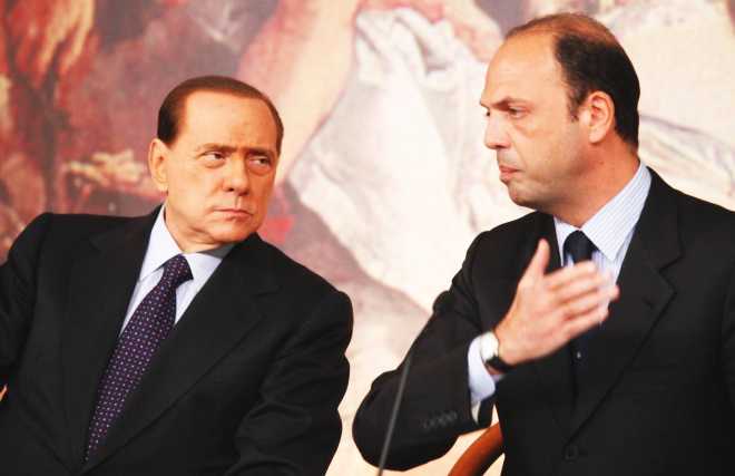 Scontro tra falchi e lealisti: aria di strappo nel Pdl
