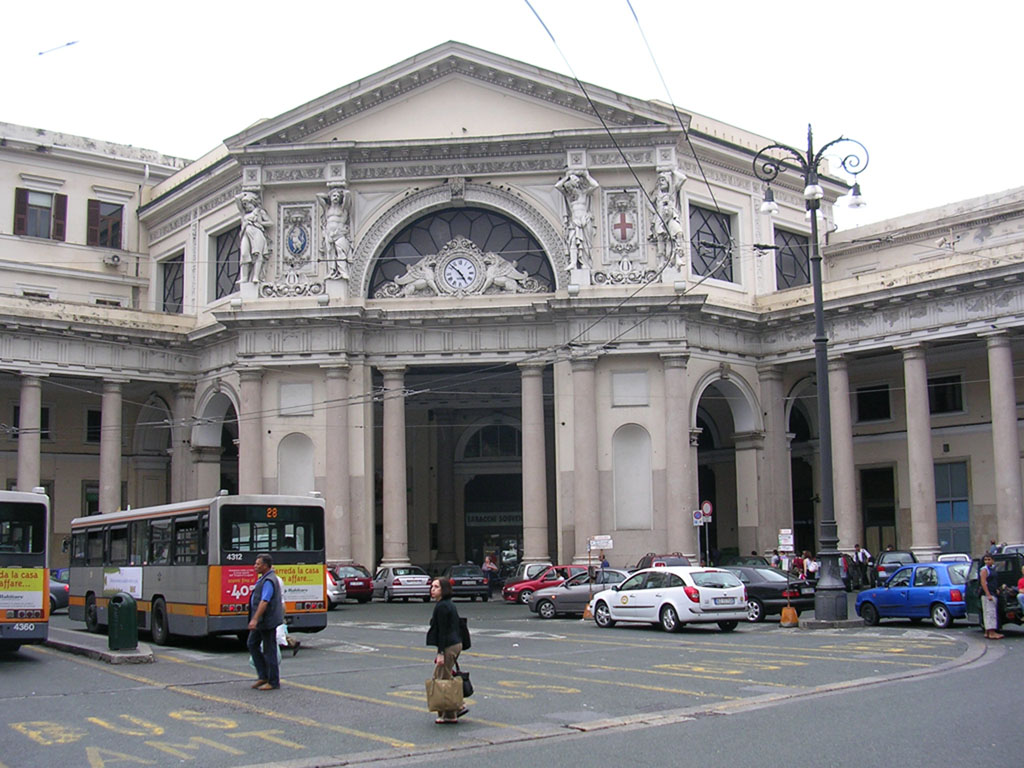 Sala d'attesa FS di Piazza Principe aperta tutta la notte