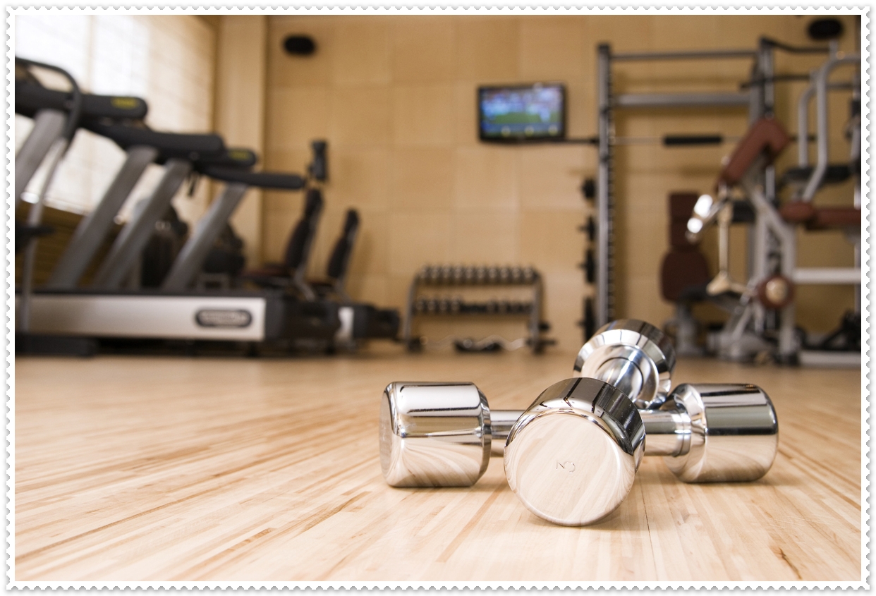 Tentano furto all'interno di una palestra, bloccati dai genitori 