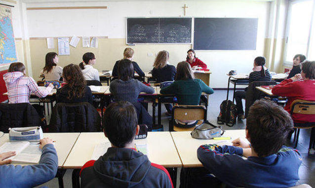 Non possono accedere al liceo per la media bassa, associazione studenti denuncia l’accaduto