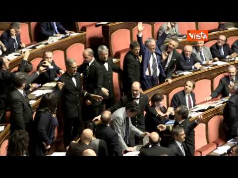 Voto di scambio è legge, ok del Senato al ddl: bagarre in aula