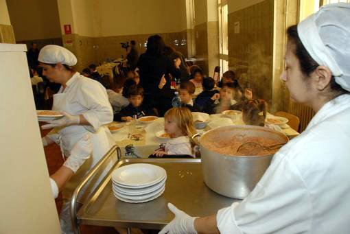 Mense scolastiche, il 9 maggio sciopero e presidio a Genova